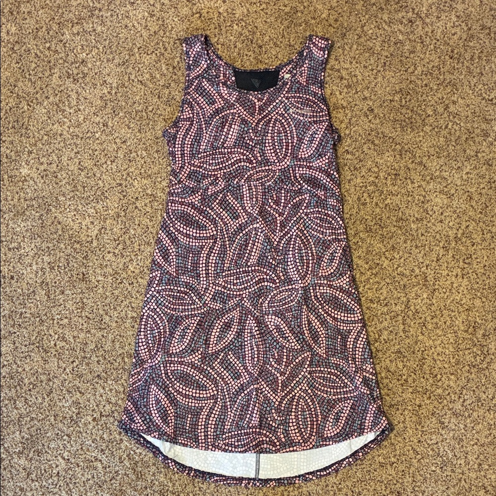 Columbia PFG Blue and Pink Patterned  Omni-Freeze Dress used Sz medium
